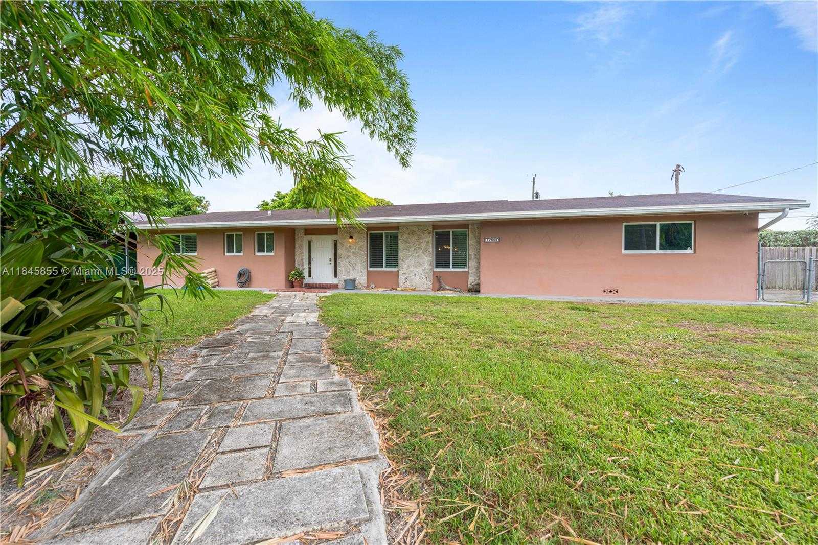 Small Image of 17990 SOUTH WEST 296TH ST, Homestead Number 22