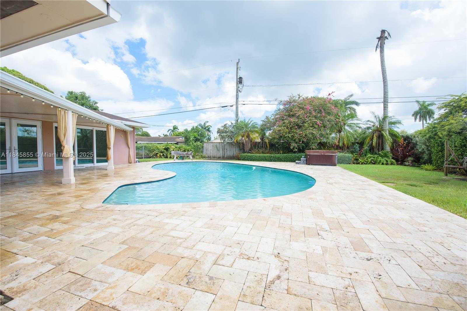 Small Image of 17990 SOUTH WEST 296TH ST, Homestead Number 35