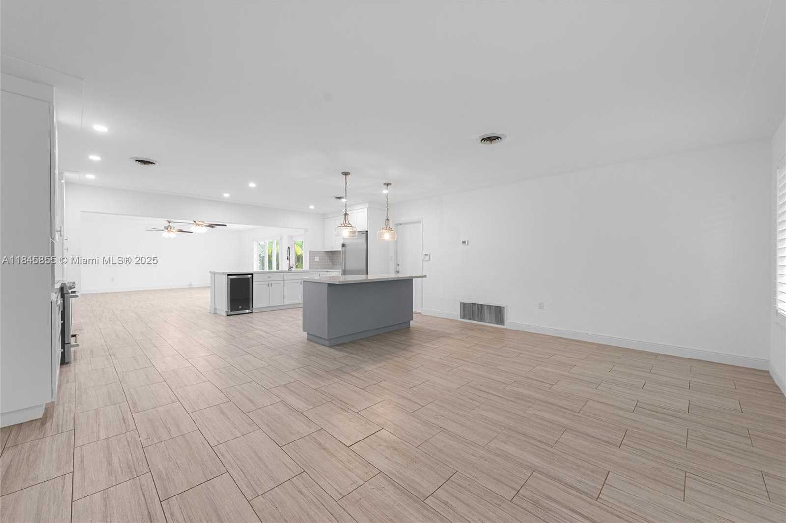 Small Image of 17990 SOUTH WEST 296TH ST, Homestead Number 4