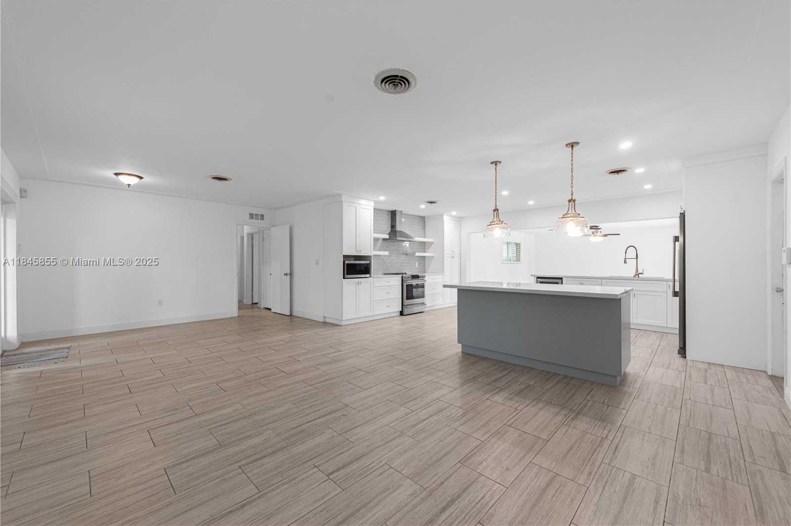 Small Image of 17990 SOUTH WEST 296TH ST, Homestead Number 5