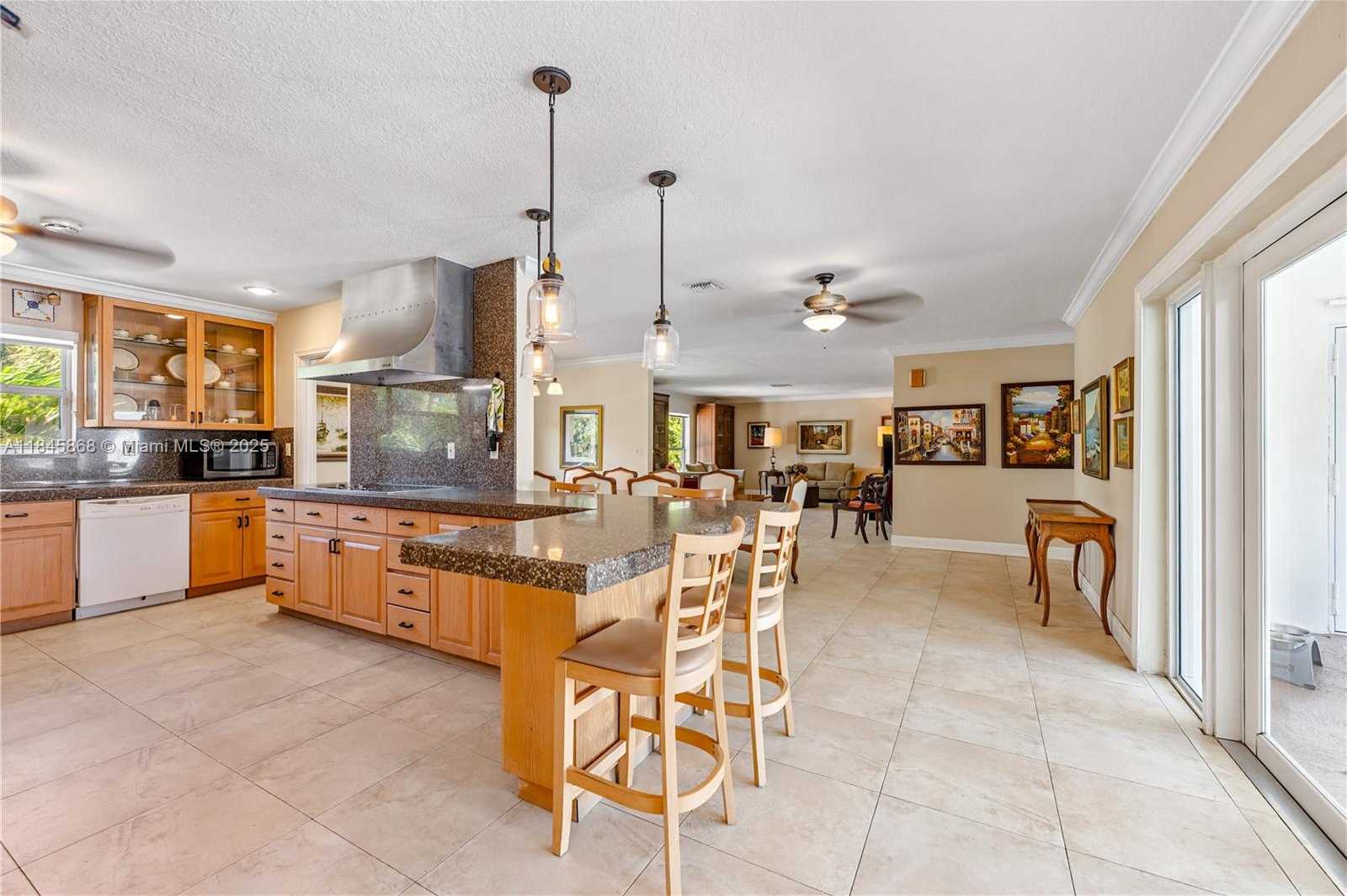 Small Image of 6960 SOUTH WEST 148TH TER, Palmetto Bay Number 10