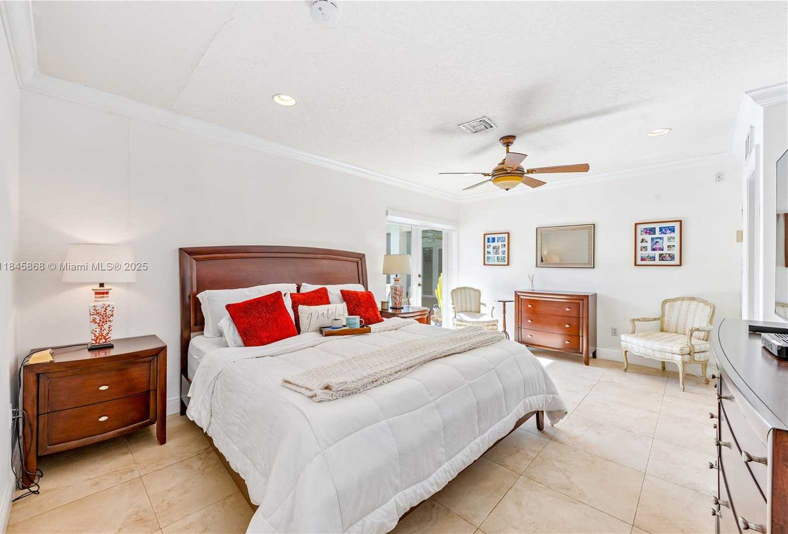 Small Image of 6960 SOUTH WEST 148TH TER, Palmetto Bay Number 16