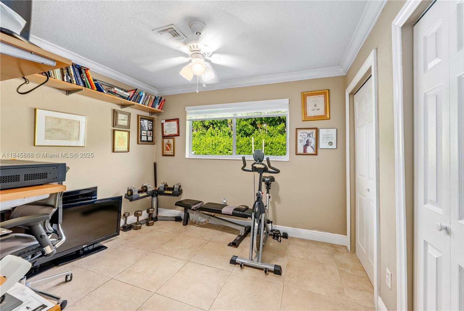 Small Image of 6960 SOUTH WEST 148TH TER, Palmetto Bay Number 23