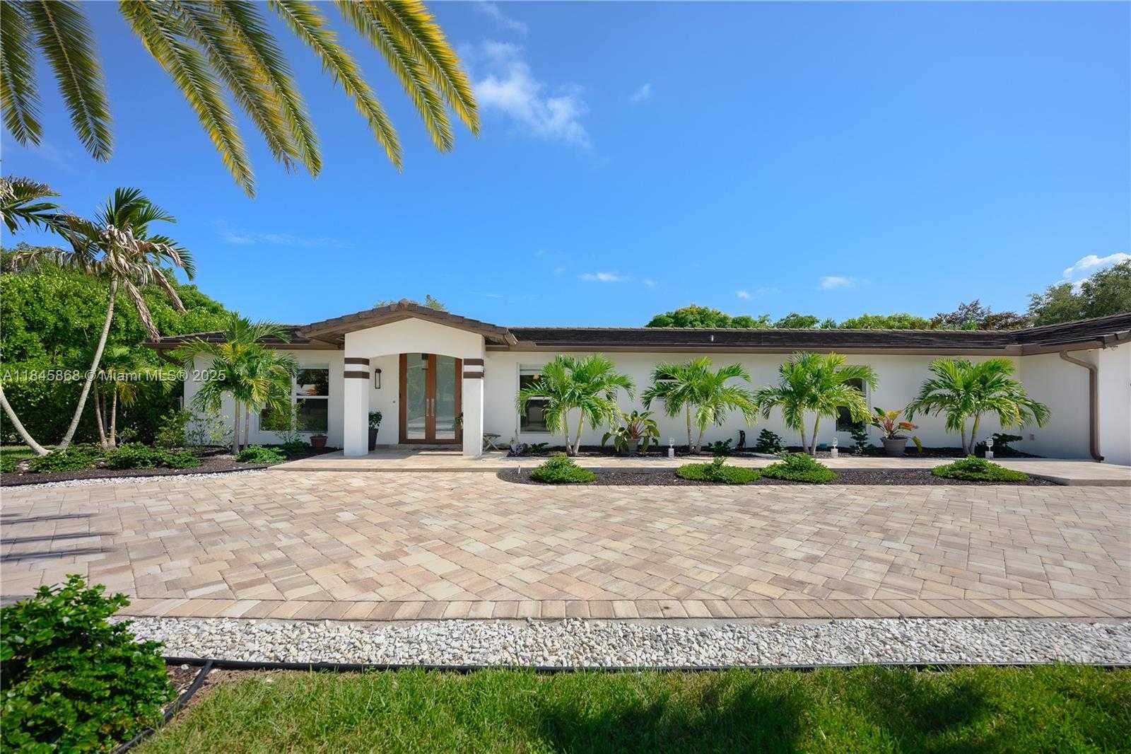 Small Image of 6960 SOUTH WEST 148TH TER, Palmetto Bay Number 5