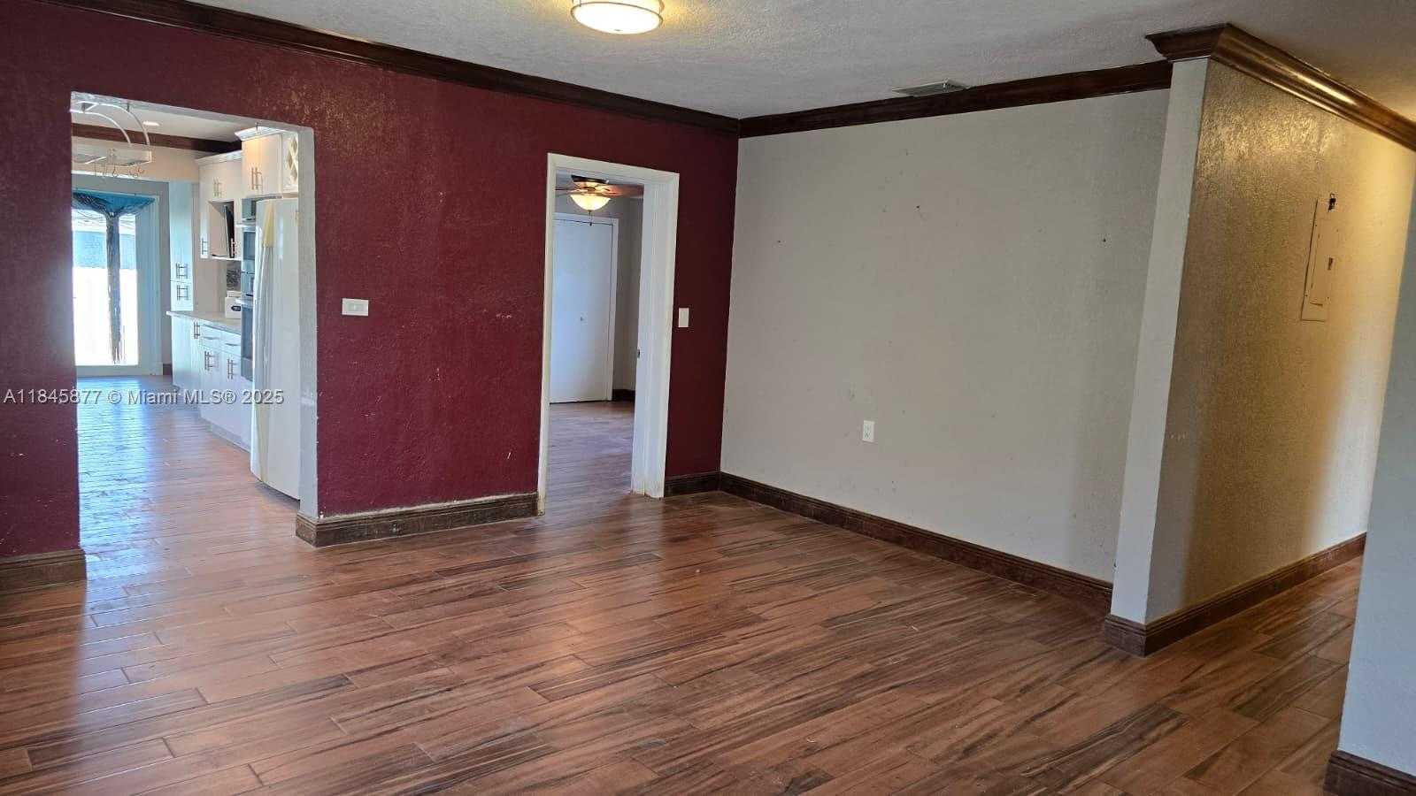 Small Image of 2441 WEST 10TH AVE, Hialeah Number 10