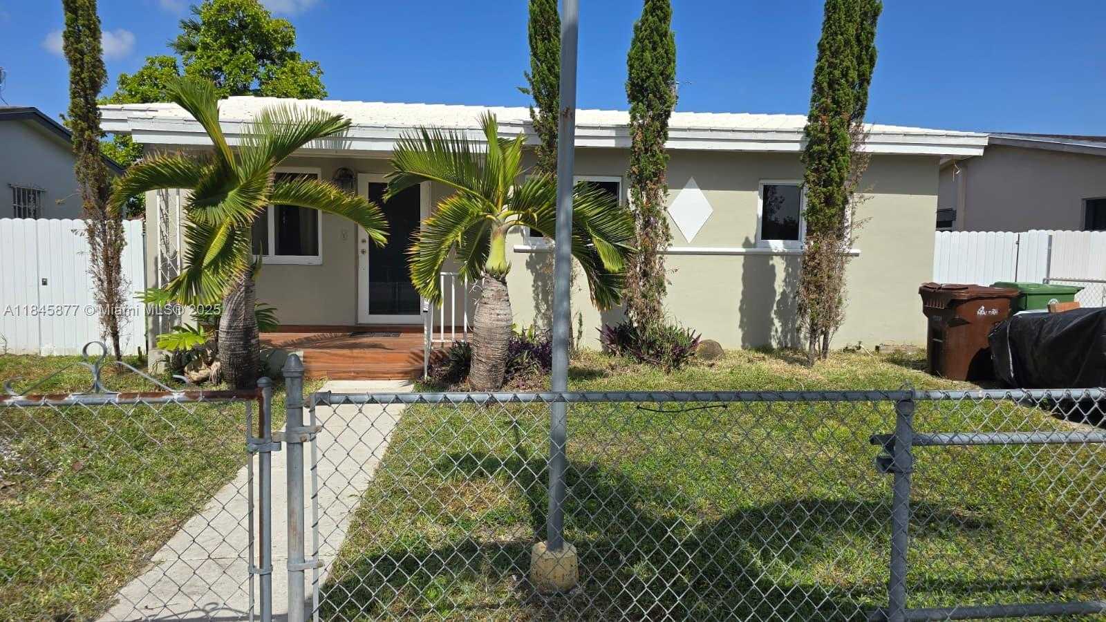 Small Image of 2441 WEST 10TH AVE, Hialeah Number 2
