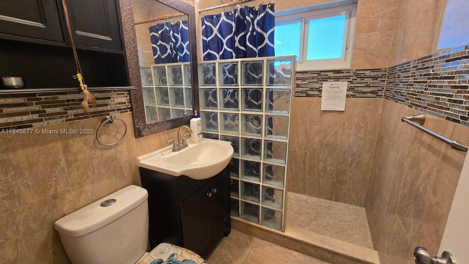 Small Image of 2441 WEST 10TH AVE, Hialeah Number 21
