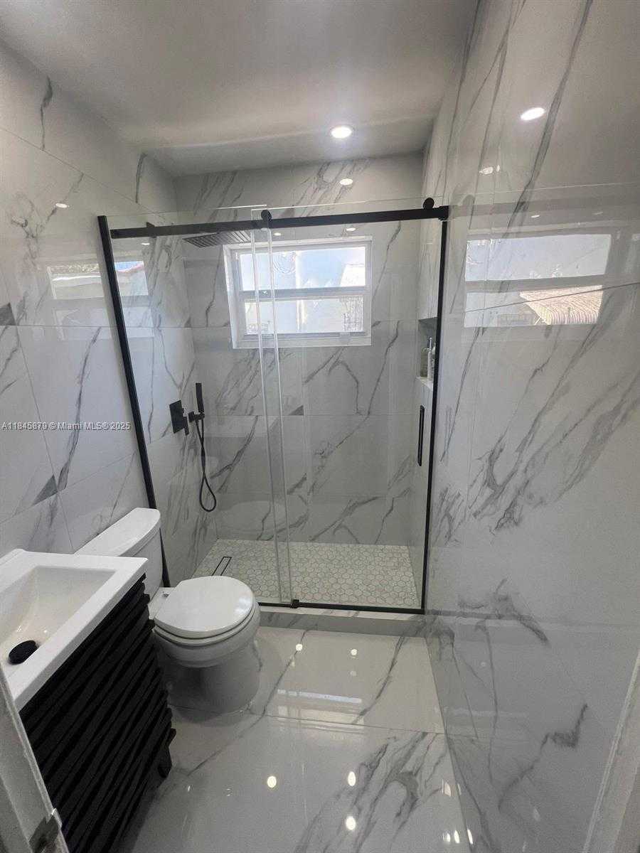 Small Image of 2110 SOUTH WEST 11TH ST, Miami Number 15