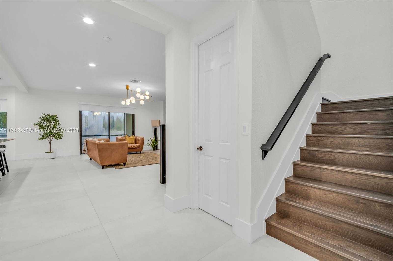 Small Image of 3844 WEST HIBISCUS ST, Weston Number 12