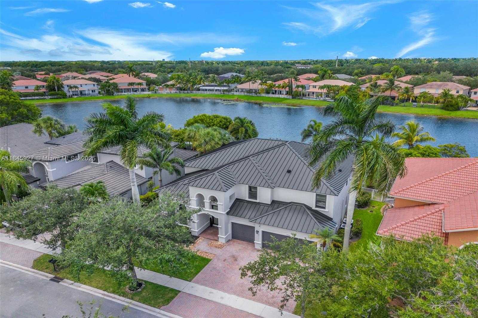 Small Image of 3844 WEST HIBISCUS ST, Weston Number 2