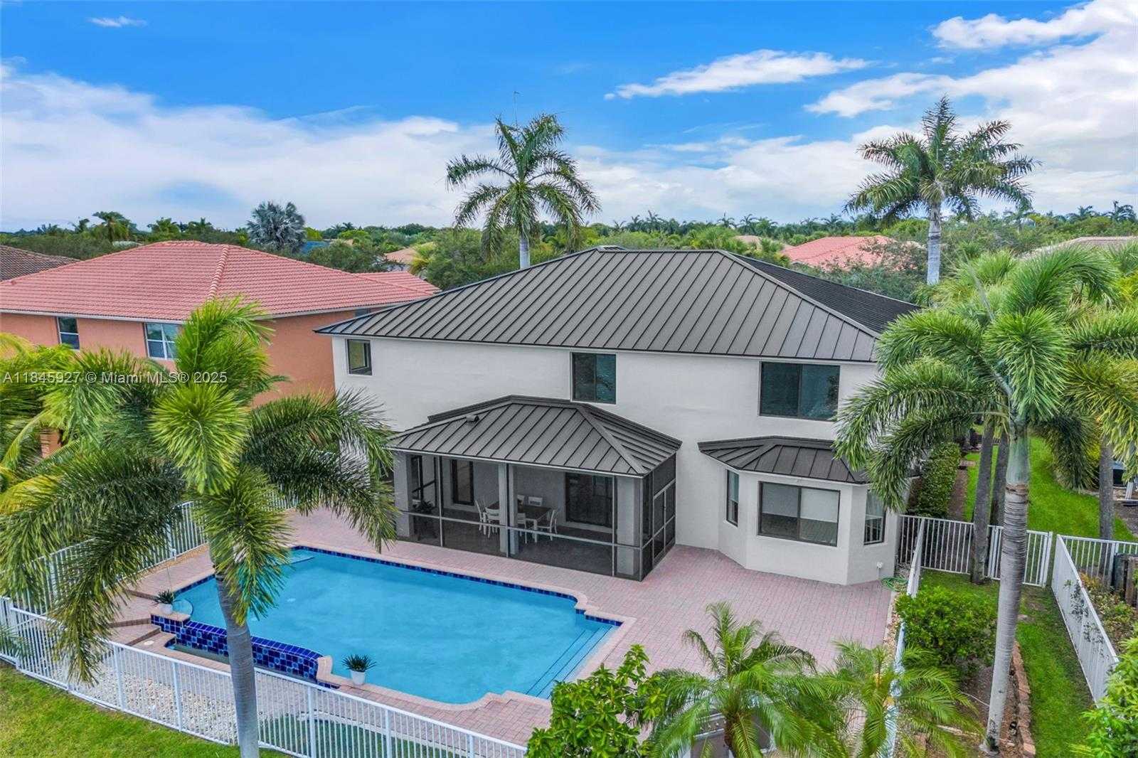 Small Image of 3844 WEST HIBISCUS ST, Weston Number 4