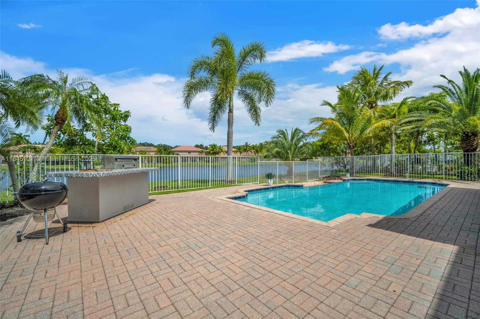 Small Image of 3844 WEST HIBISCUS ST, Weston Number 56