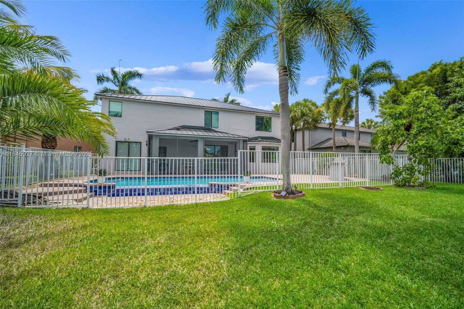 Small Image of 3844 WEST HIBISCUS ST, Weston Number 60