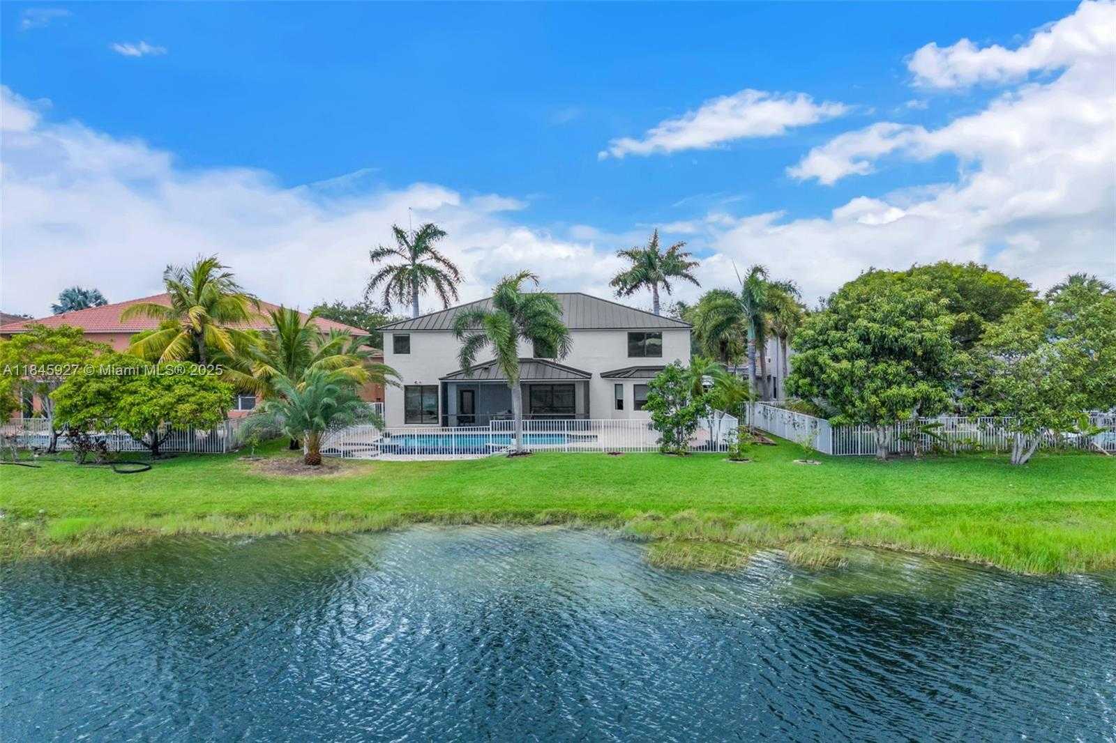 Small Image of 3844 WEST HIBISCUS ST, Weston Number 61