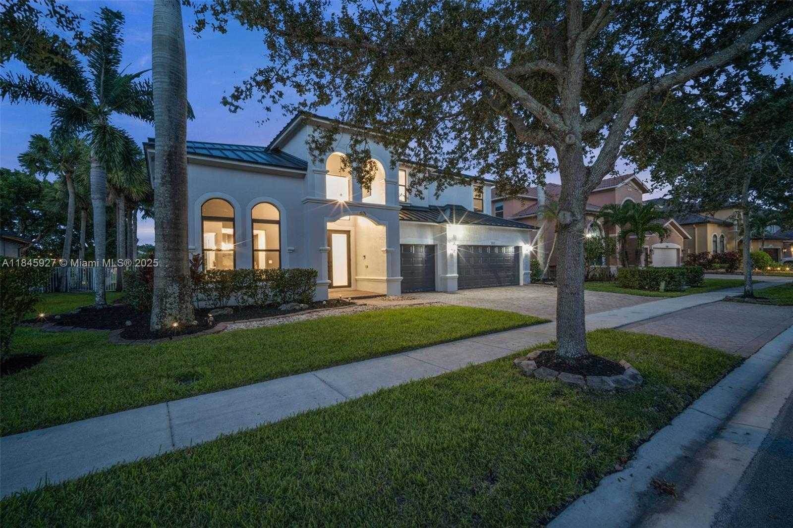 Small Image of 3844 WEST HIBISCUS ST, Weston Number 85