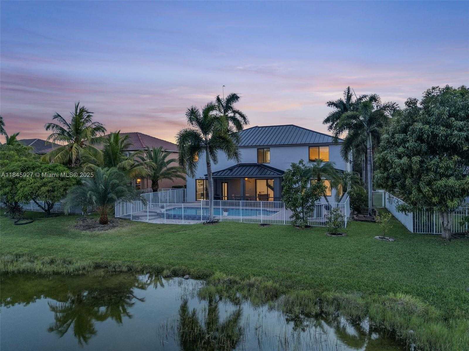 Small Image of 3844 WEST HIBISCUS ST, Weston Number 92