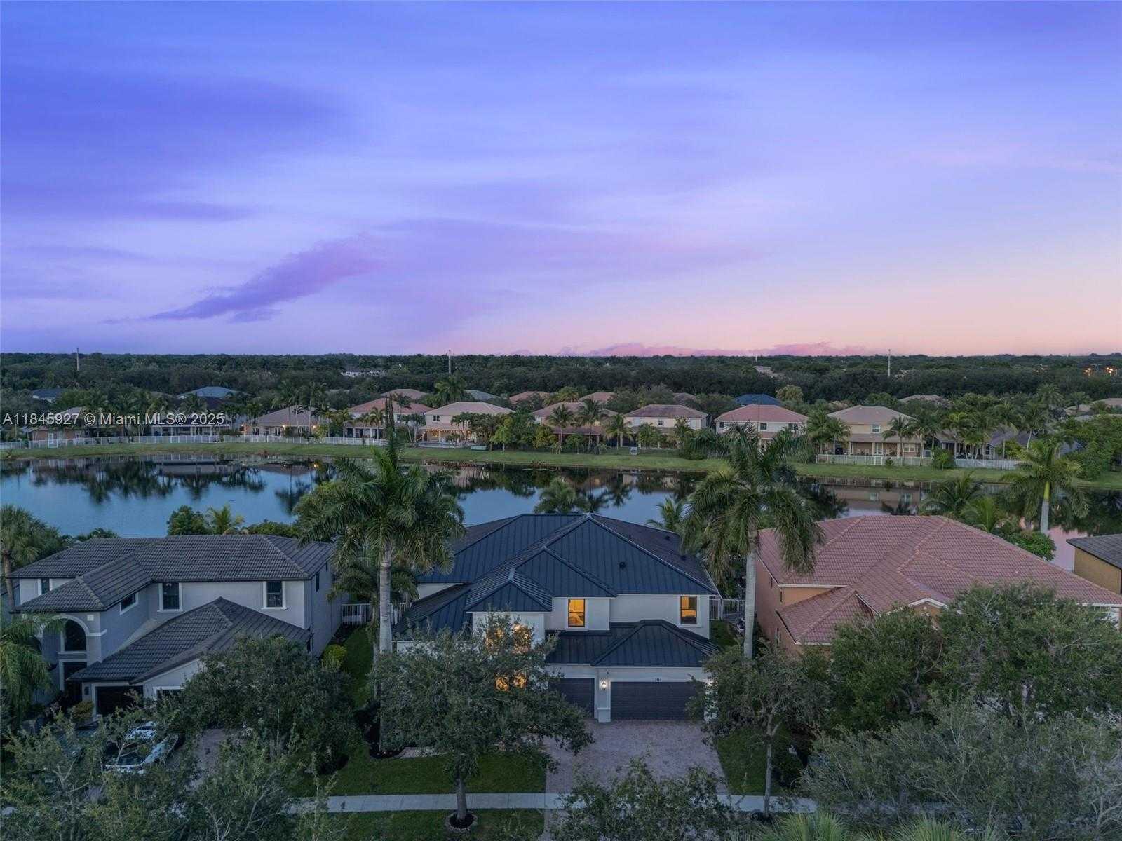 Small Image of 3844 WEST HIBISCUS ST, Weston Number 93