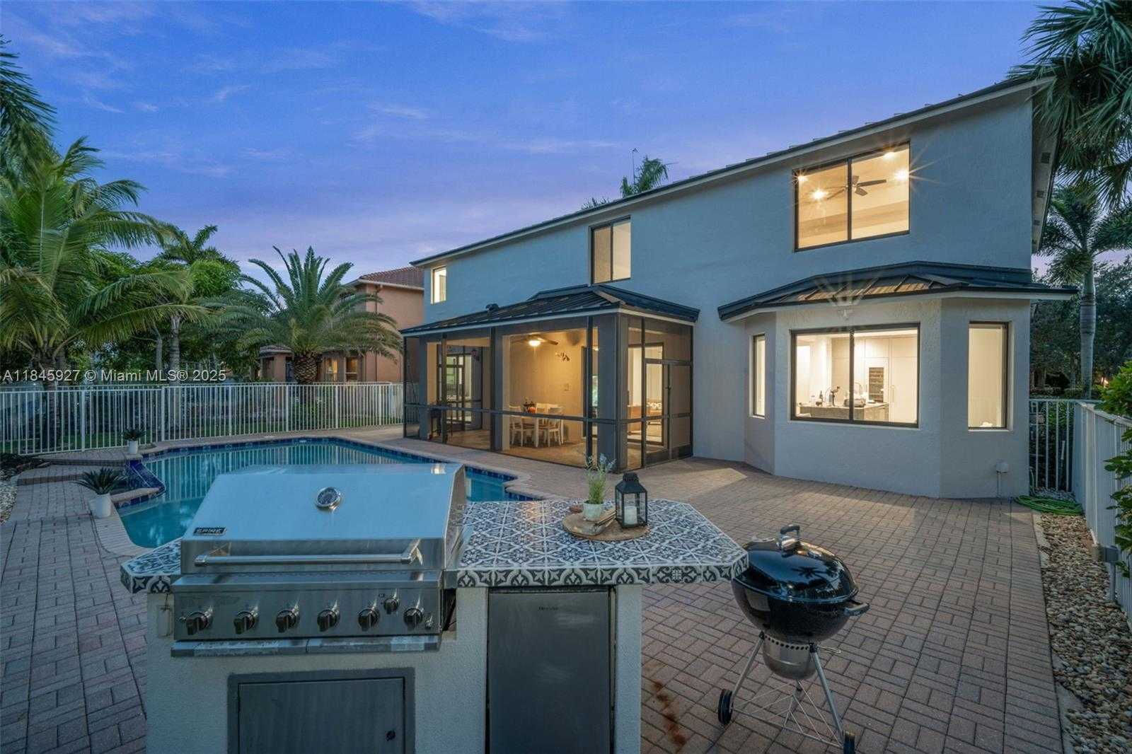Small Image of 3844 WEST HIBISCUS ST, Weston Number 95