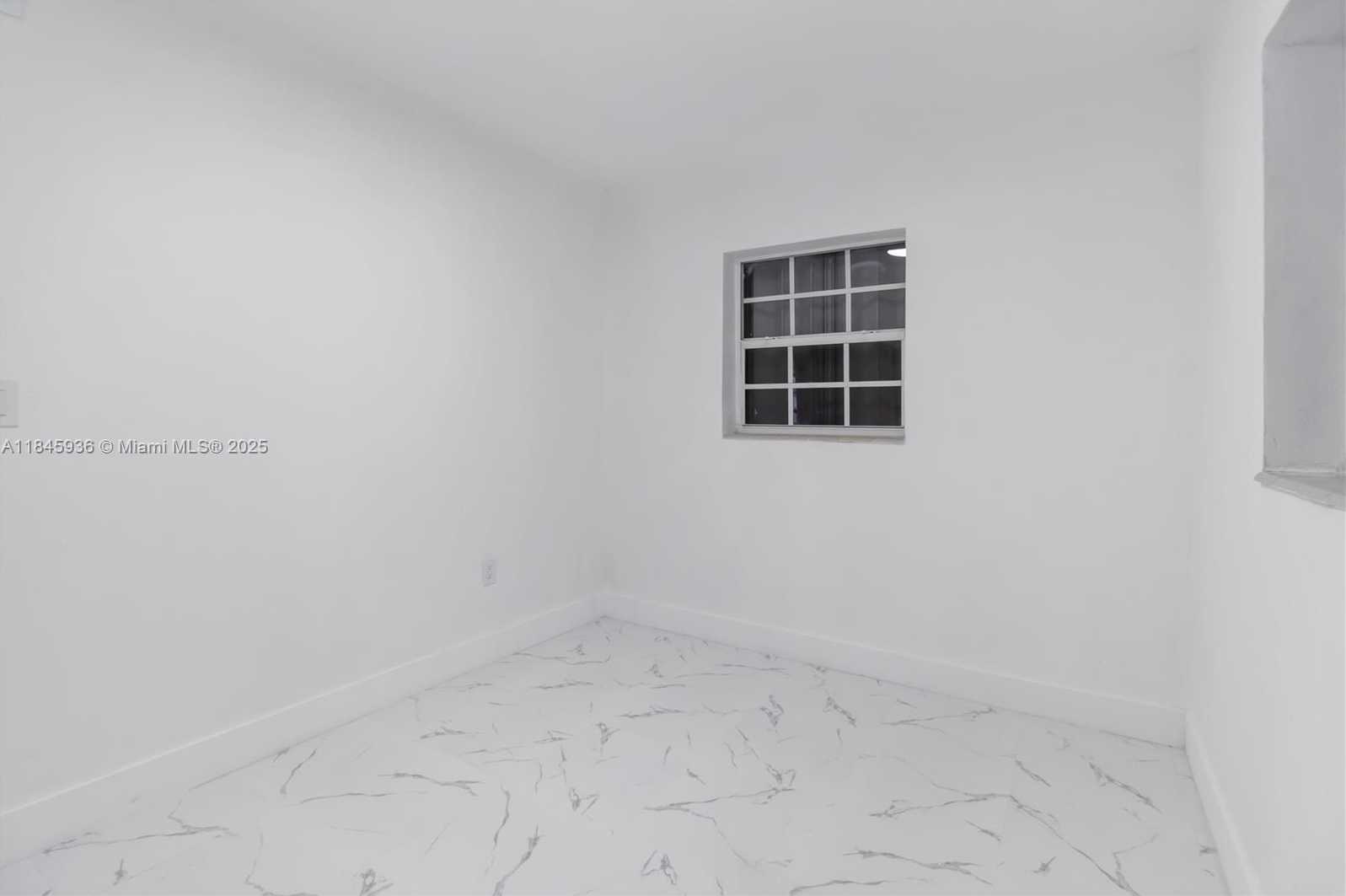Small Image of 6237 SOUTH WEST 22ND ST, Miramar Number 19