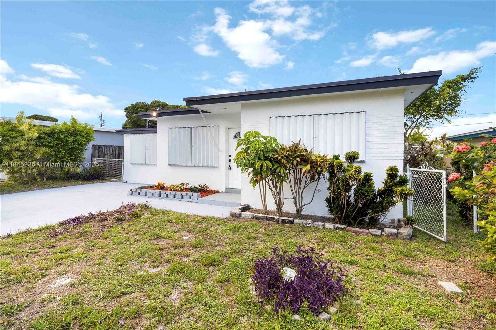 Small Image of 6237 SOUTH WEST 22ND ST, Miramar Number 5