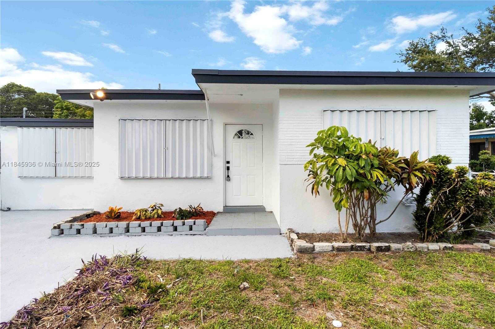 Small Image of 6237 SOUTH WEST 22ND ST, Miramar Number 6