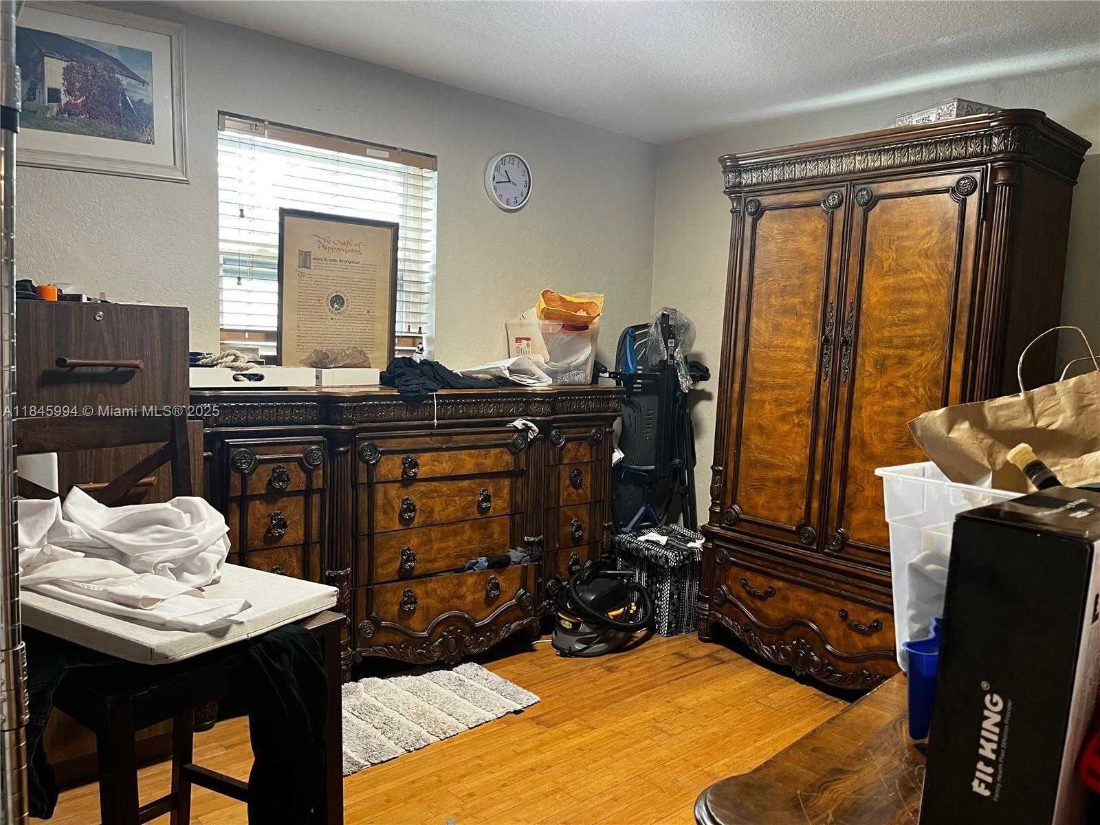 Small Image of 5730 CHARLESTON ST, Hollywood Number 10