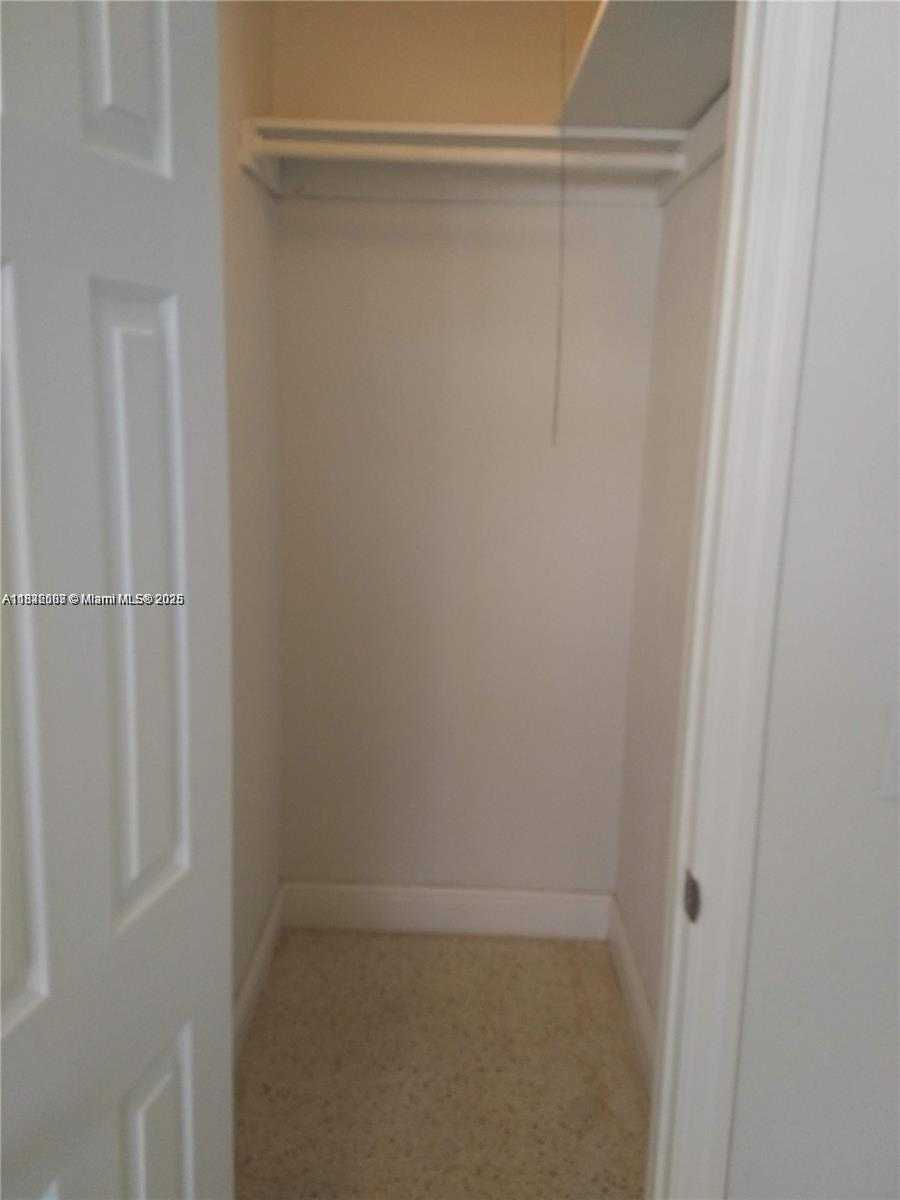 Small Image of 2840 SOUTH WEST 8TH ST, Fort Lauderdale Number 15