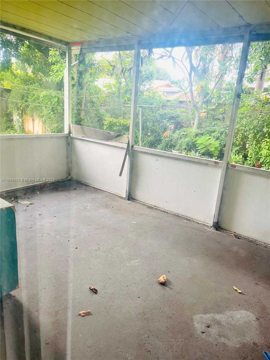 Small Image of 1612 NORTH EAST 29TH ST, Pompano Beach Number 10