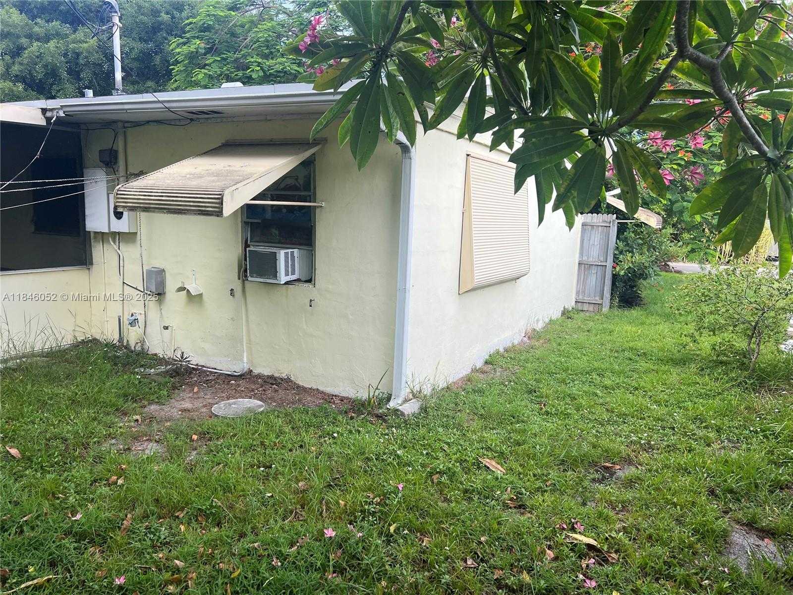 Small Image of 1612 NORTH EAST 29TH ST, Pompano Beach Number 19