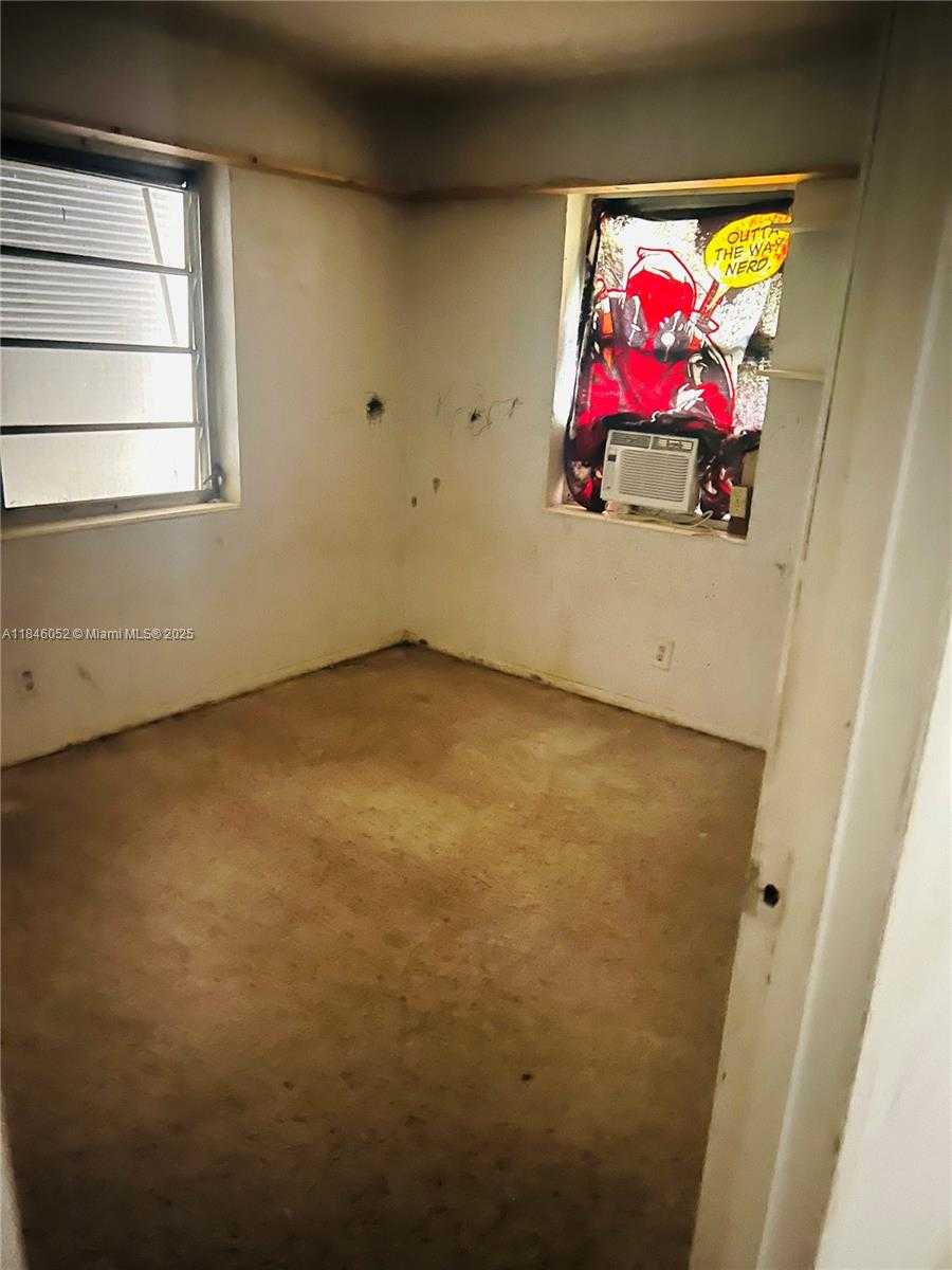 Small Image of 1612 NORTH EAST 29TH ST, Pompano Beach Number 8