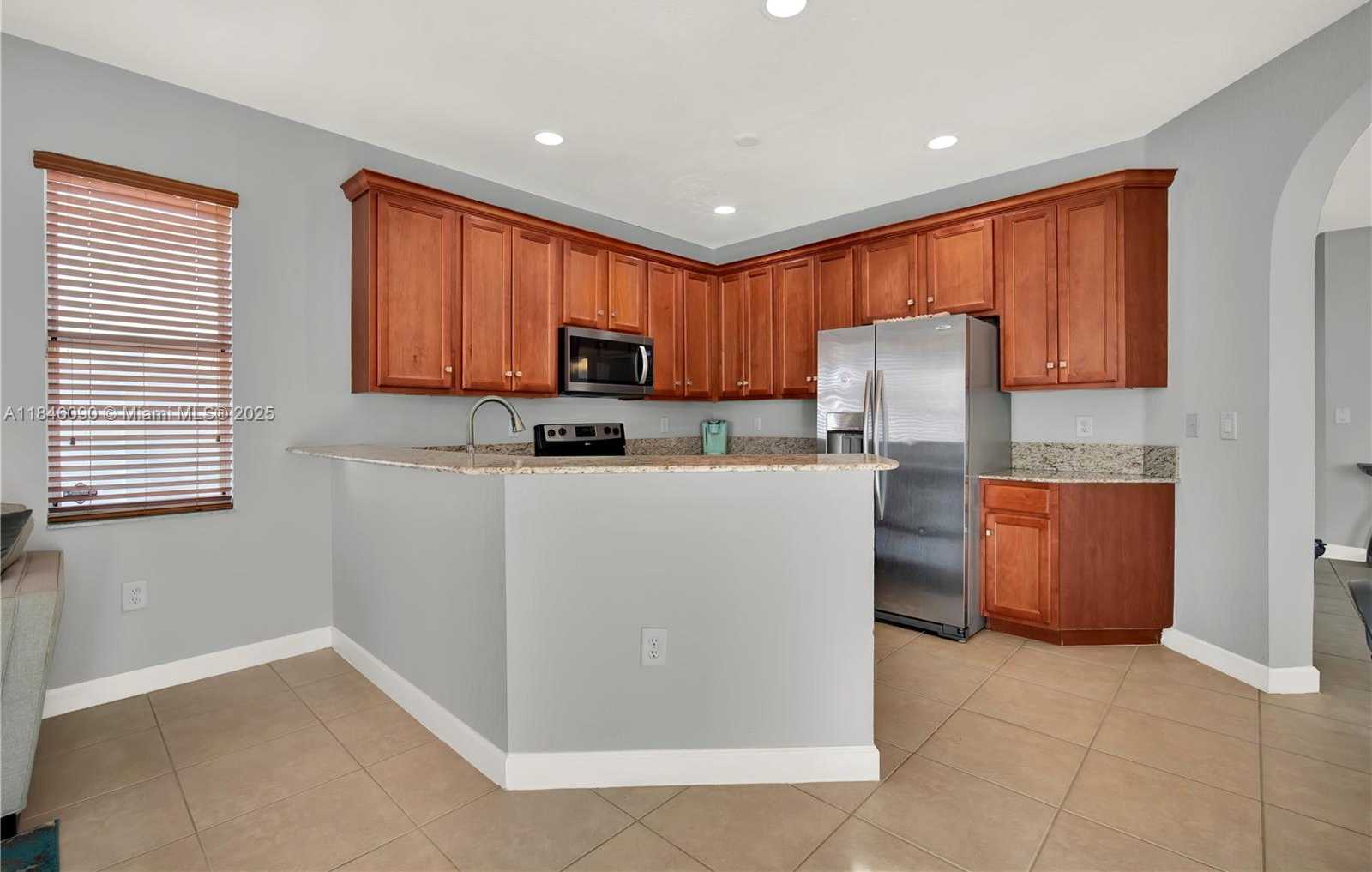 Small Image of 1081 NORTH EAST 40TH RD, Homestead Number 10
