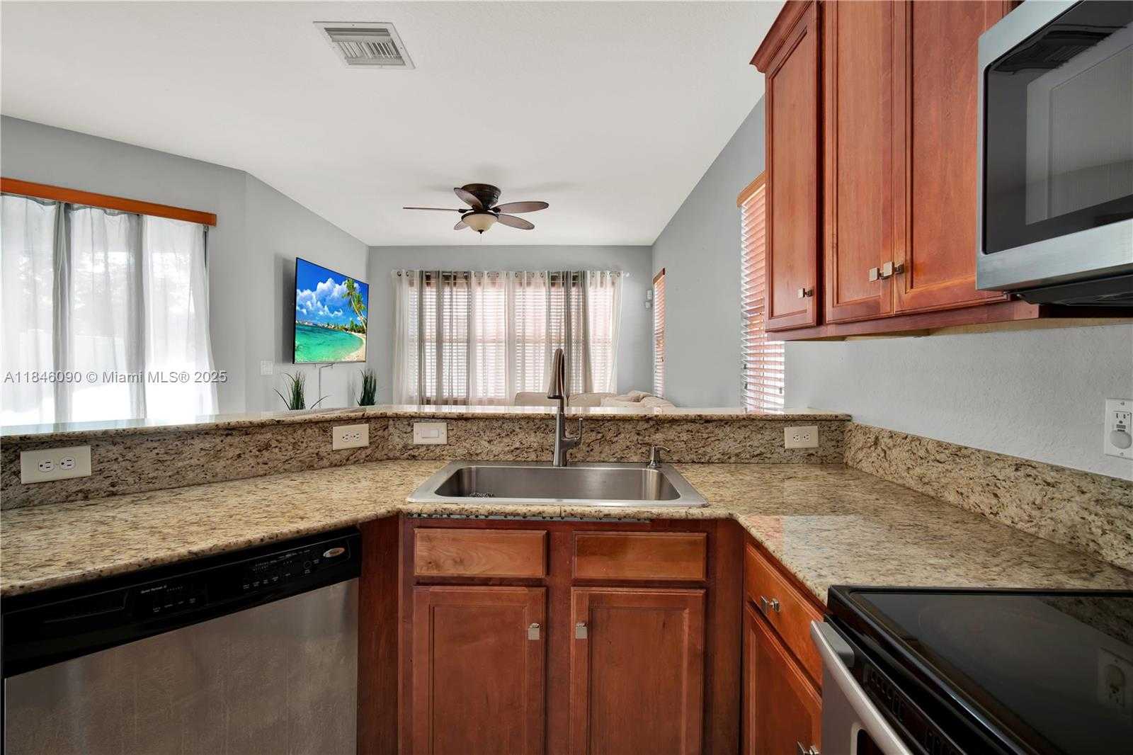 Small Image of 1081 NORTH EAST 40TH RD, Homestead Number 13