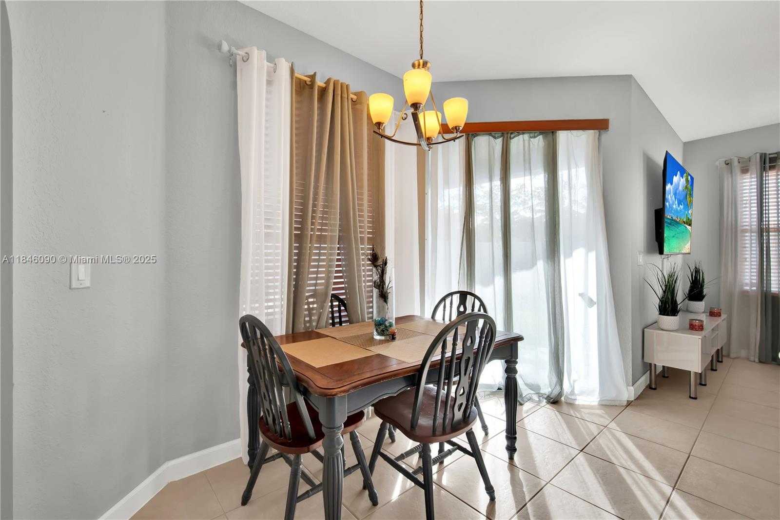 Small Image of 1081 NORTH EAST 40TH RD, Homestead Number 14
