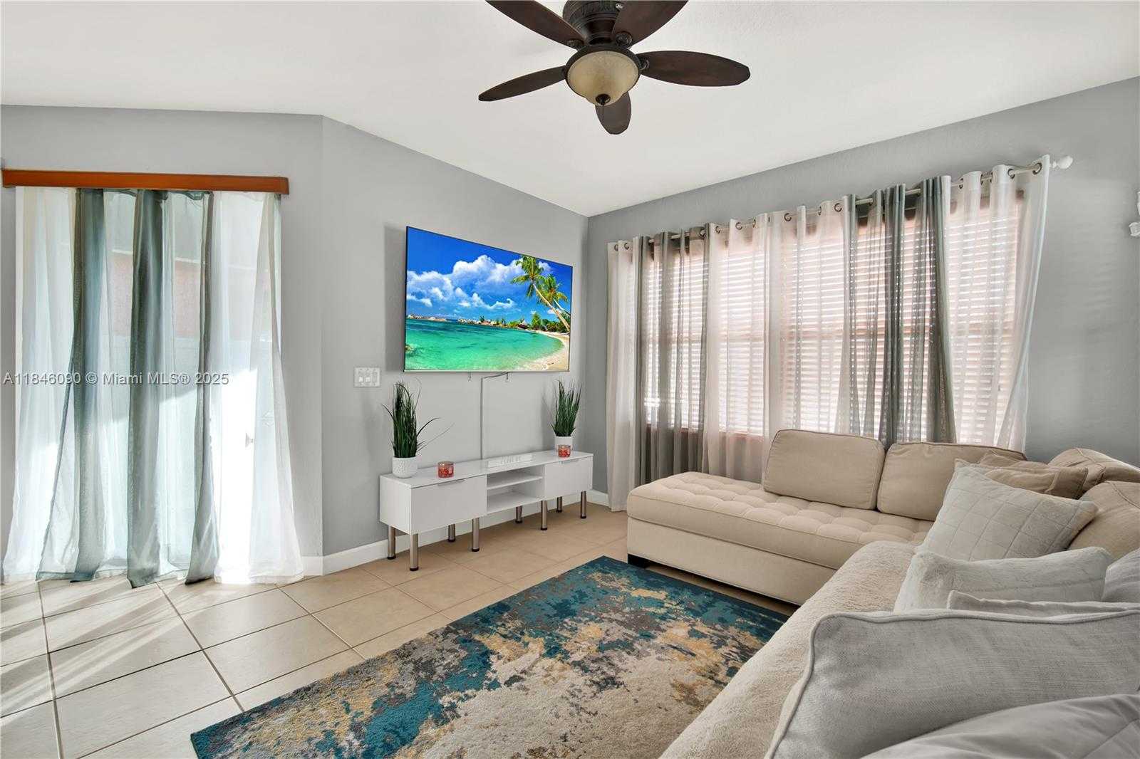 Small Image of 1081 NORTH EAST 40TH RD, Homestead Number 17