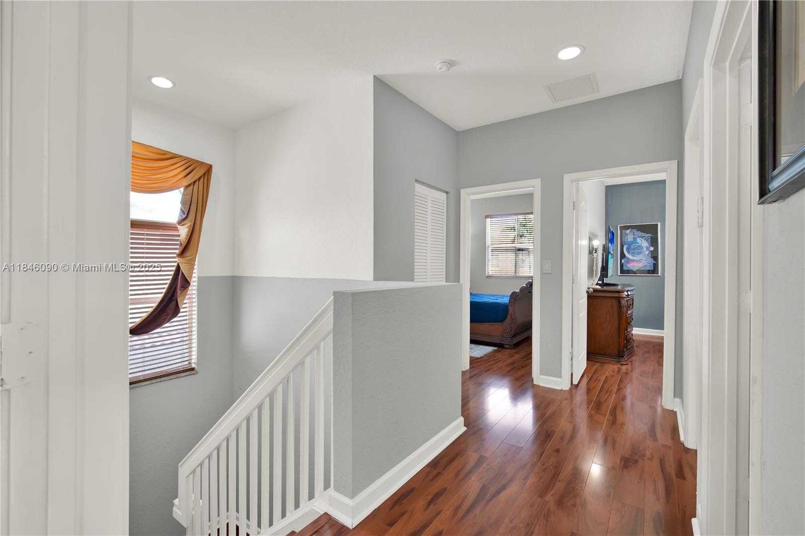 Small Image of 1081 NORTH EAST 40TH RD, Homestead Number 29