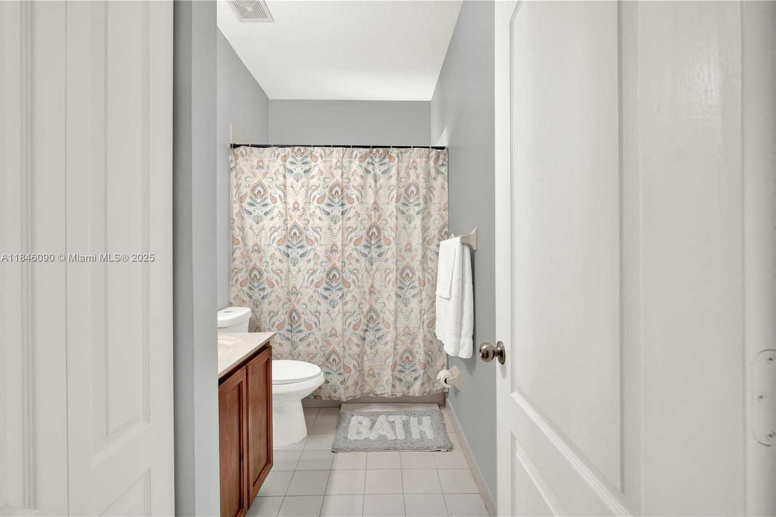 Small Image of 1081 NORTH EAST 40TH RD, Homestead Number 32