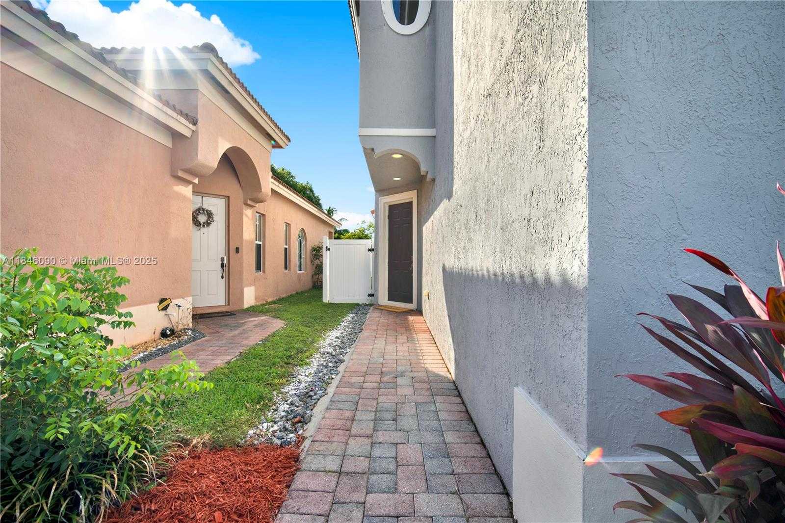 Small Image of 1081 NORTH EAST 40TH RD, Homestead Number 4