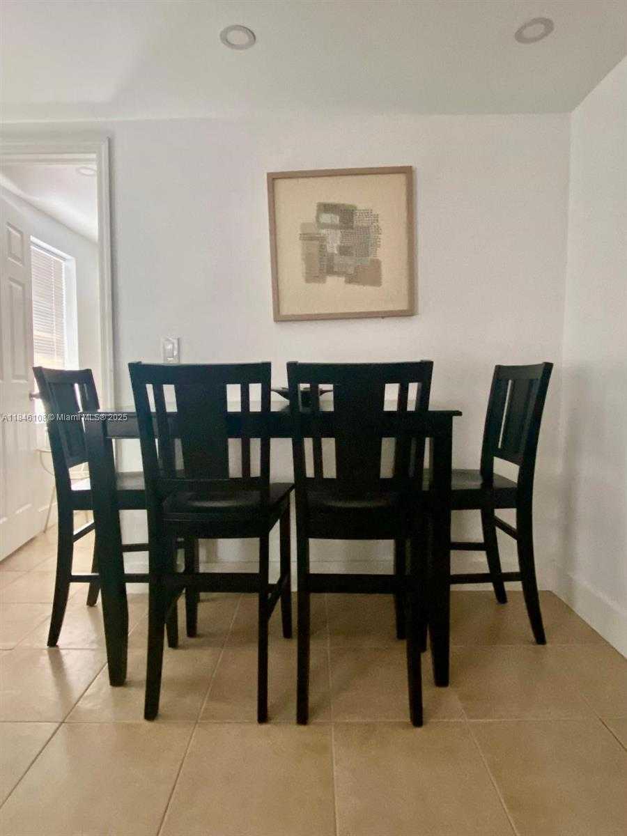 Small Image of 1420 SOUTH WEST 33RD CT, Fort Lauderdale Number 21