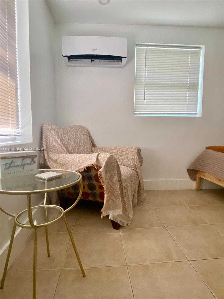 Small Image of 1420 SOUTH WEST 33RD CT, Fort Lauderdale Number 22