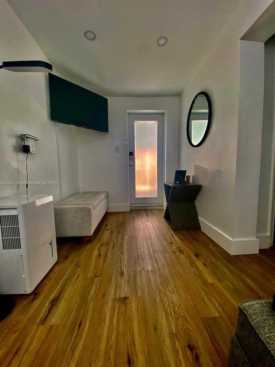 Small Image of 1420 SOUTH WEST 33RD CT, Fort Lauderdale Number 28