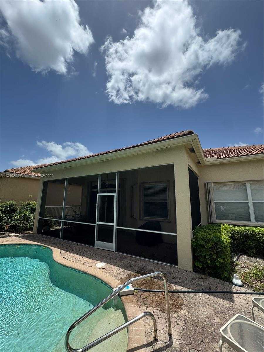 Small Image of 15379 FIORENZA CIR, Delray Beach Number 19