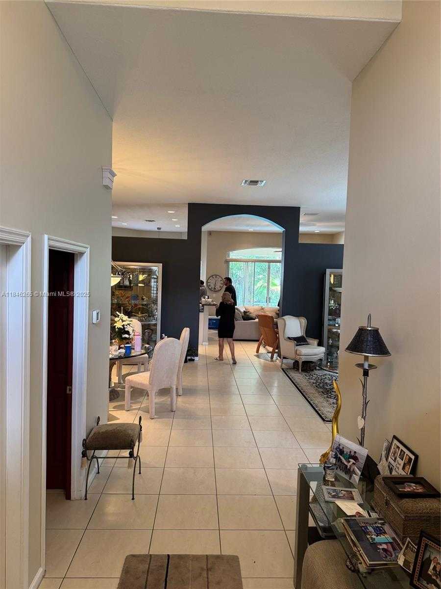 Small Image of 15379 FIORENZA CIR, Delray Beach Number 2