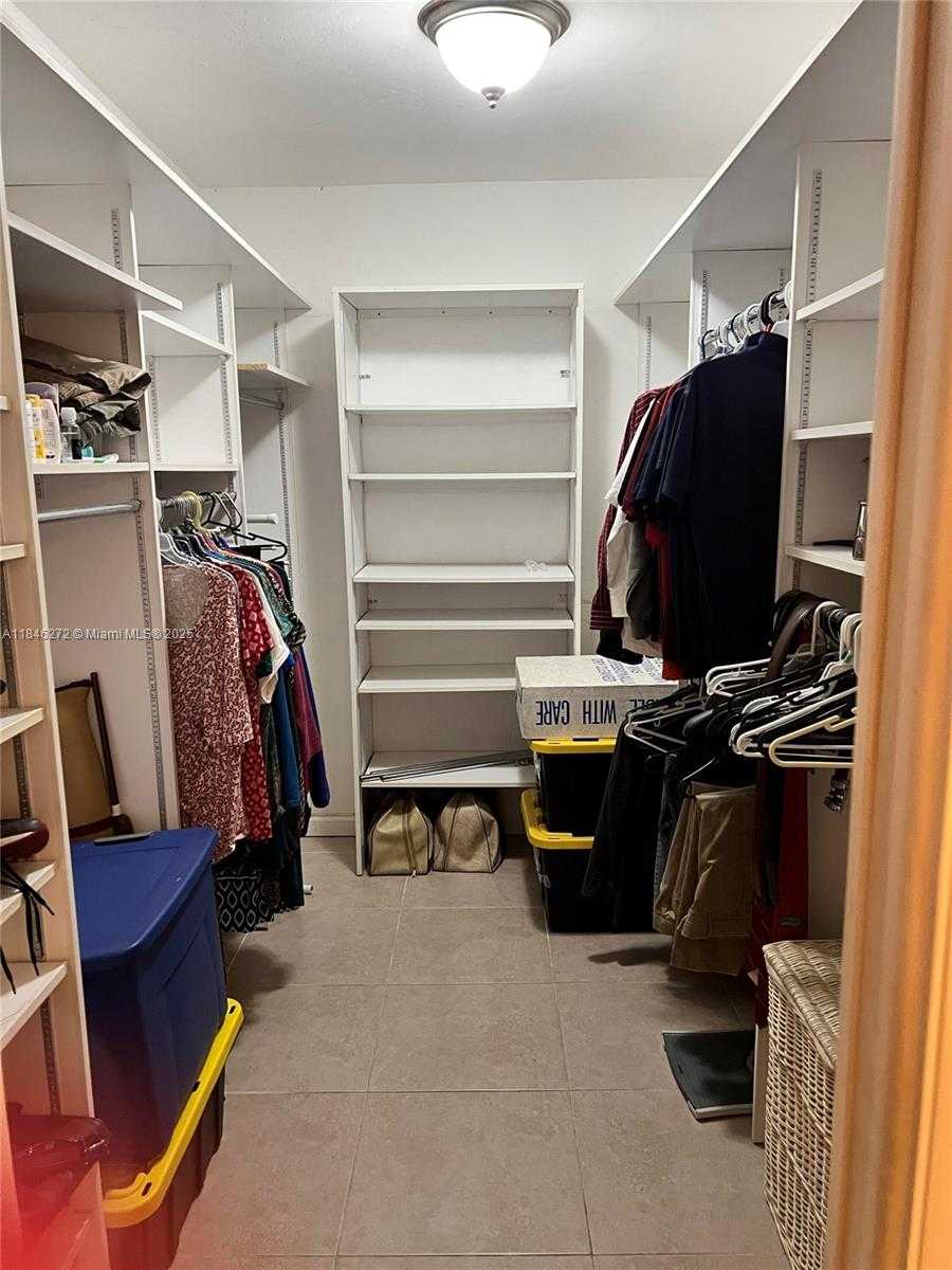 Small Image of 15424 SOUTH WEST 77TH CT, Palmetto Bay Number 20