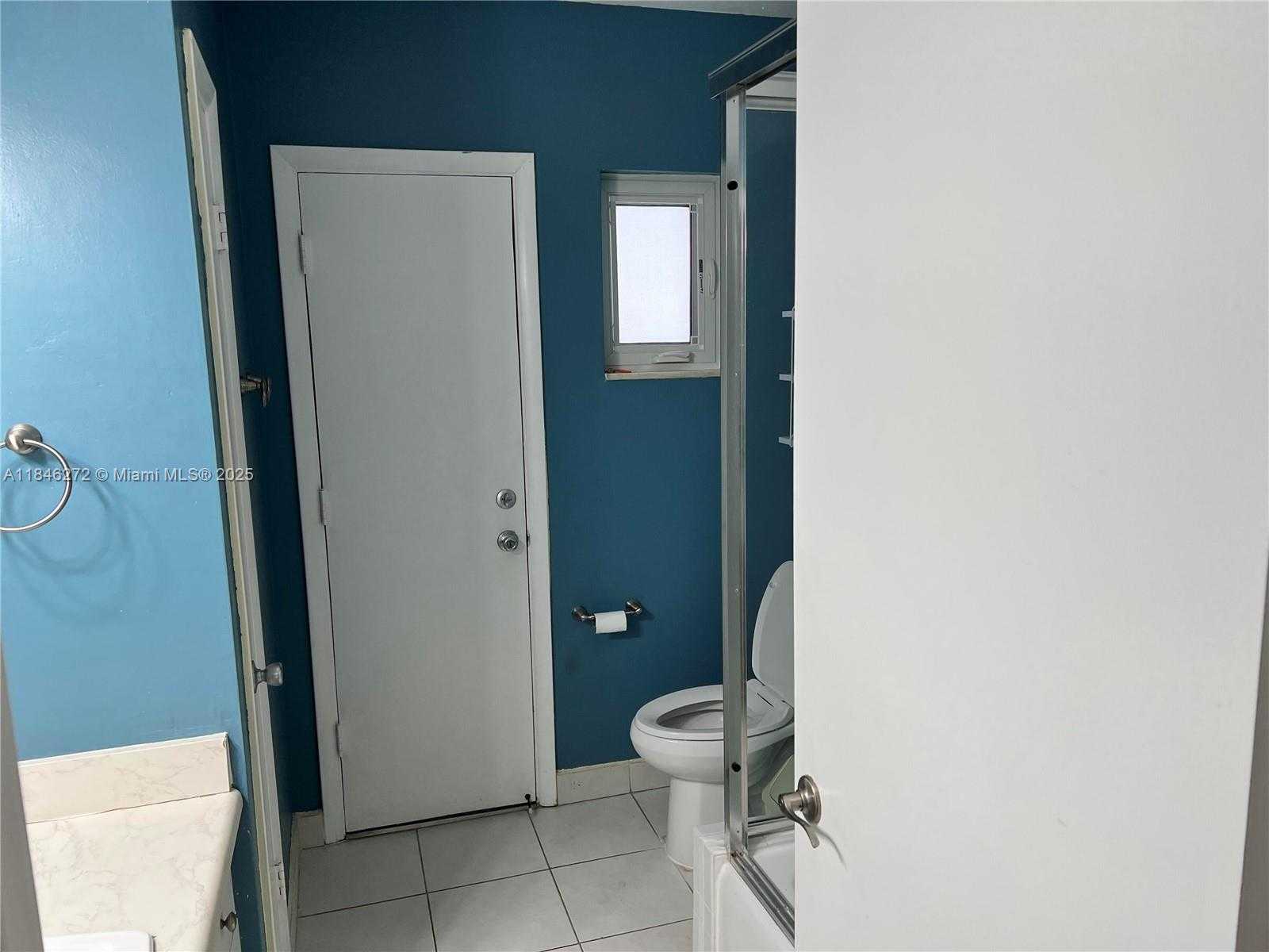 Small Image of 15424 SOUTH WEST 77TH CT, Palmetto Bay Number 34