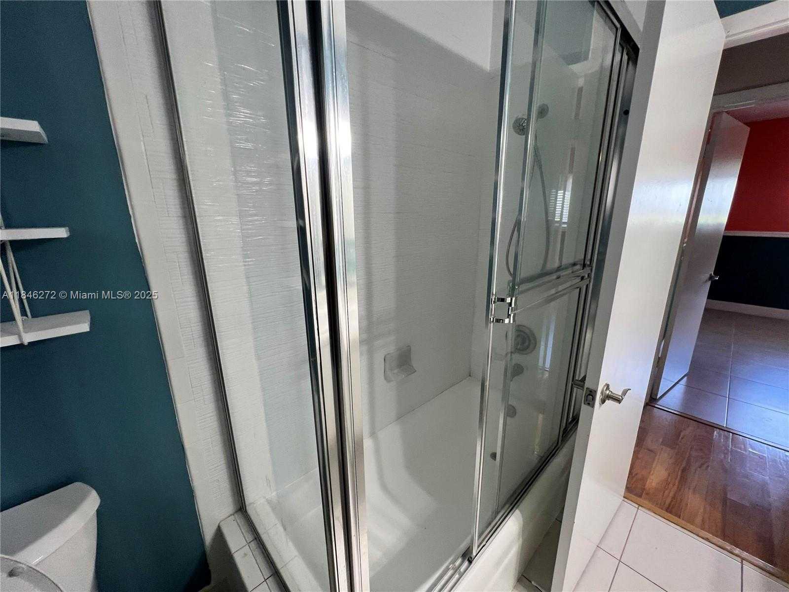 Small Image of 15424 SOUTH WEST 77TH CT, Palmetto Bay Number 36
