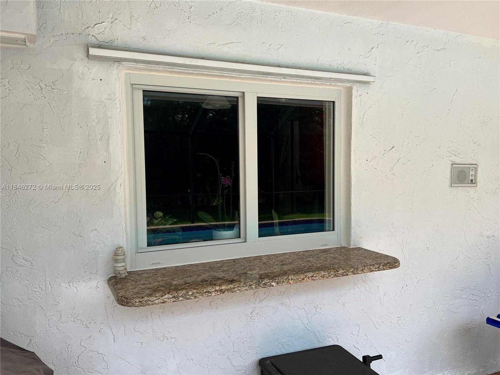 Small Image of 15424 SOUTH WEST 77TH CT, Palmetto Bay Number 6