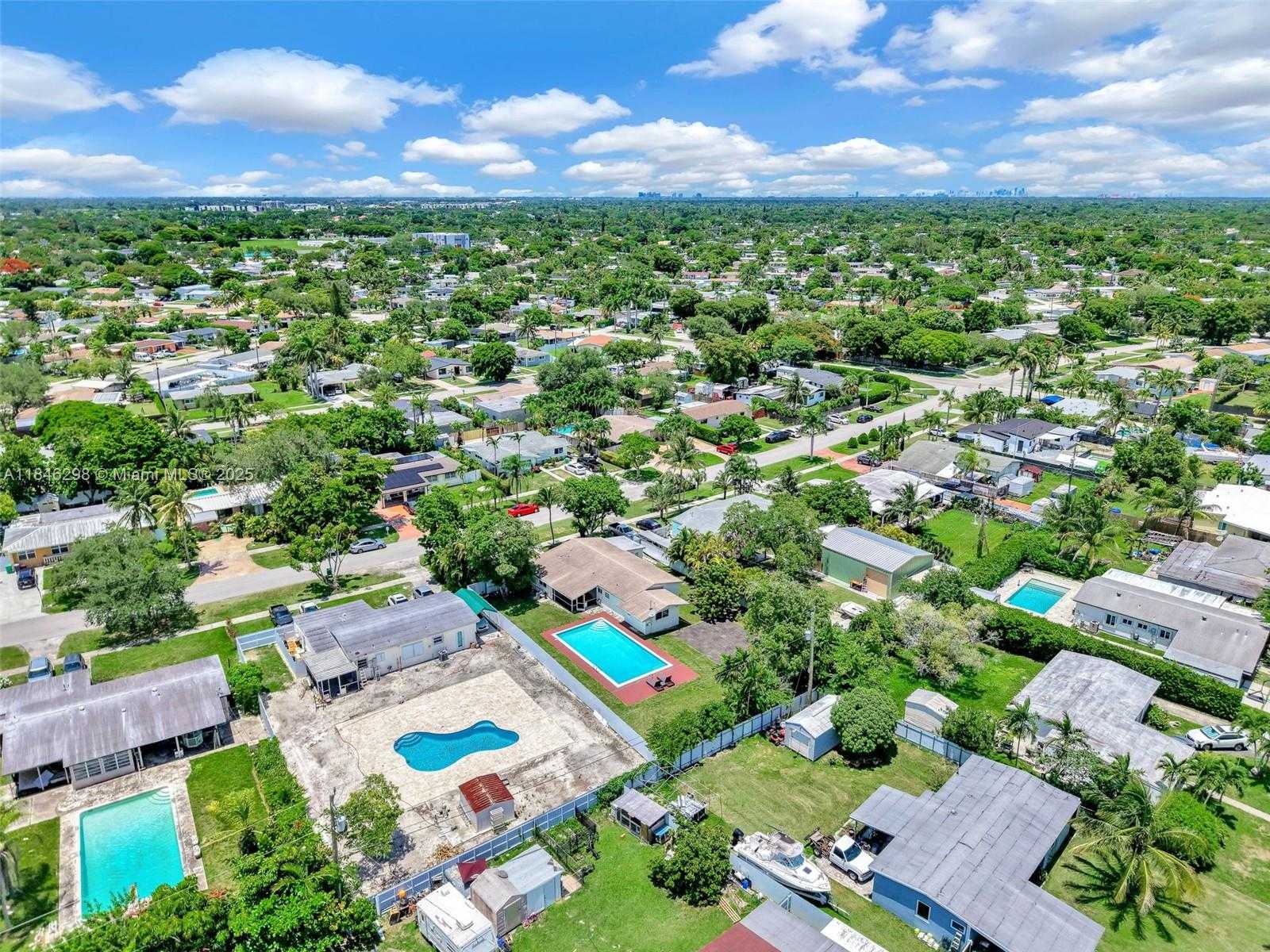 Small Image of 9740 CUTLER RIDGE DR, Cutler Bay Number 45