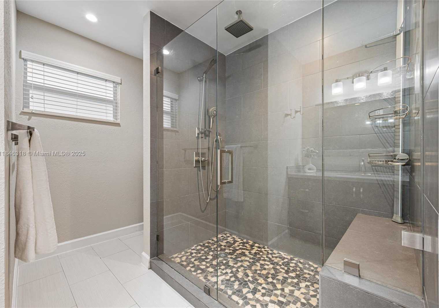 Small Image of 1020 SOUTH WEST 22ND ST, Miami Number 15