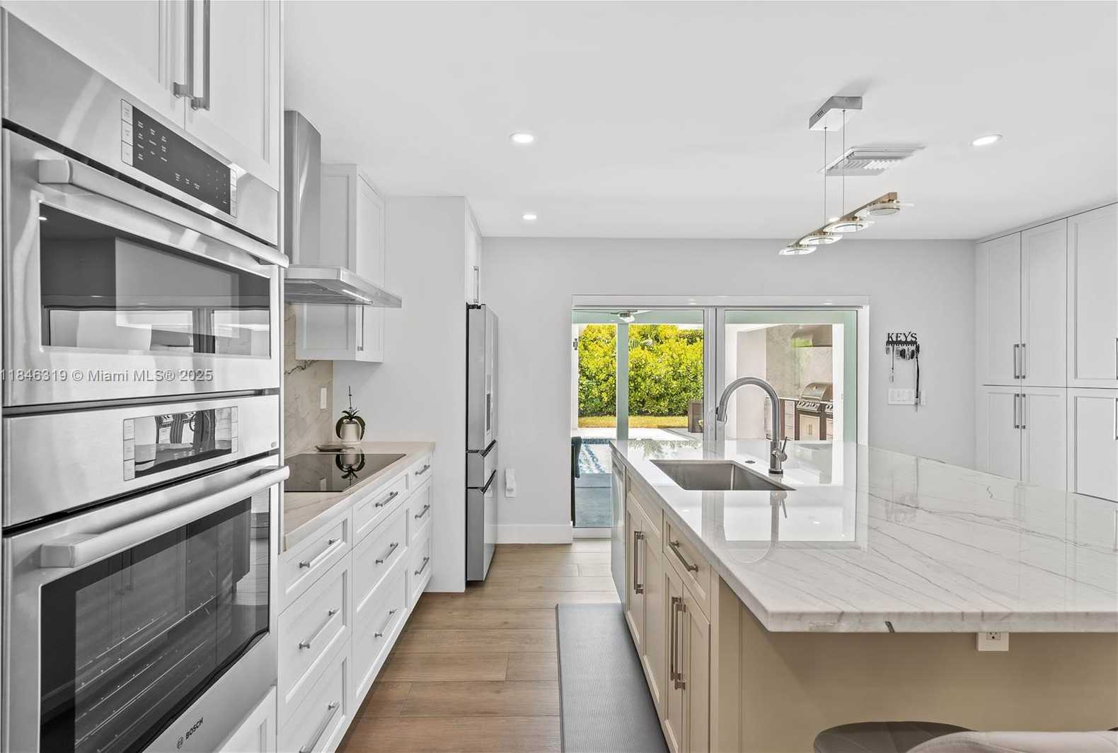 Small Image of 7425 SOUTH WEST 139TH TER, Palmetto Bay Number 14