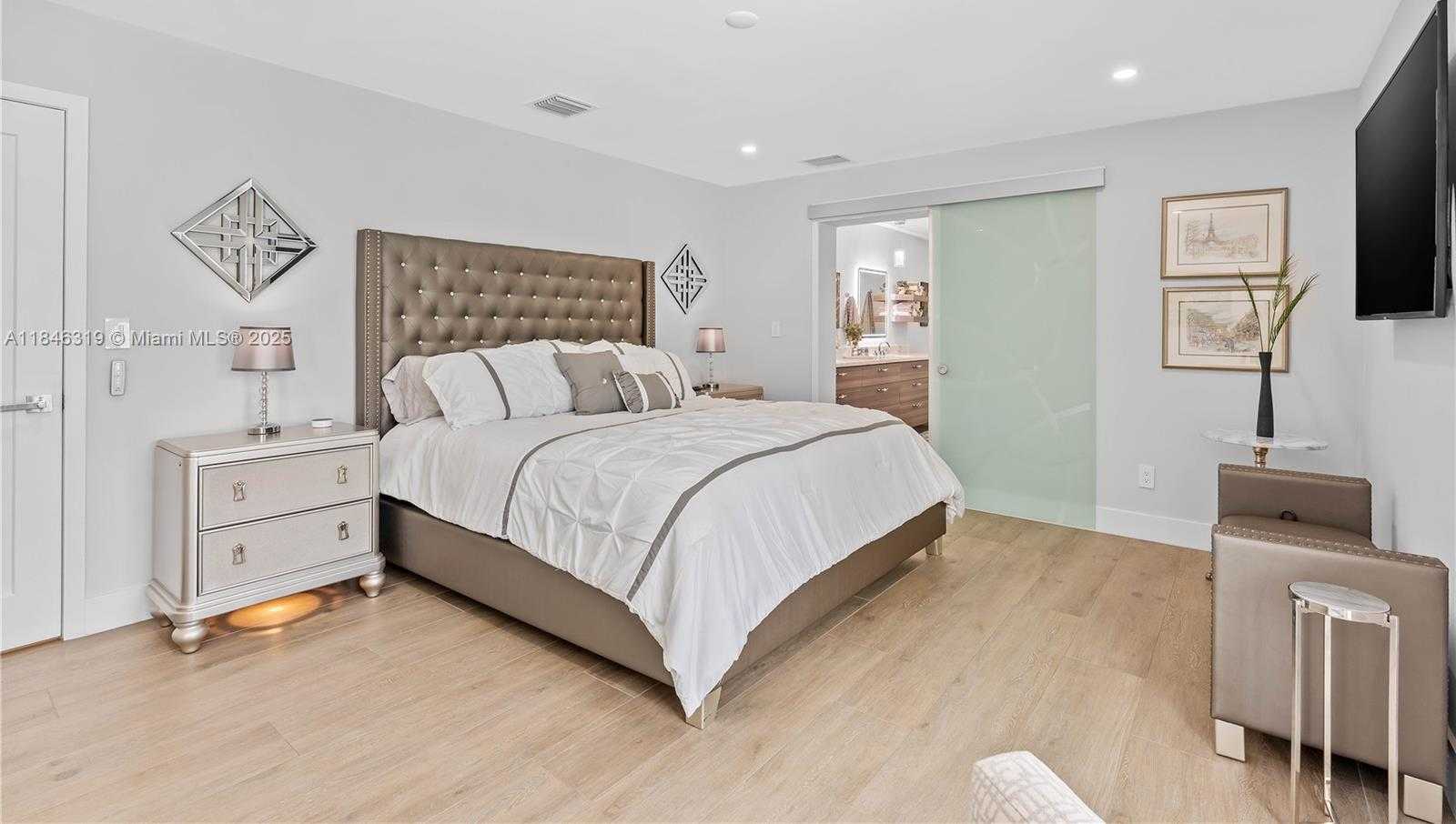 Small Image of 7425 SOUTH WEST 139TH TER, Palmetto Bay Number 16